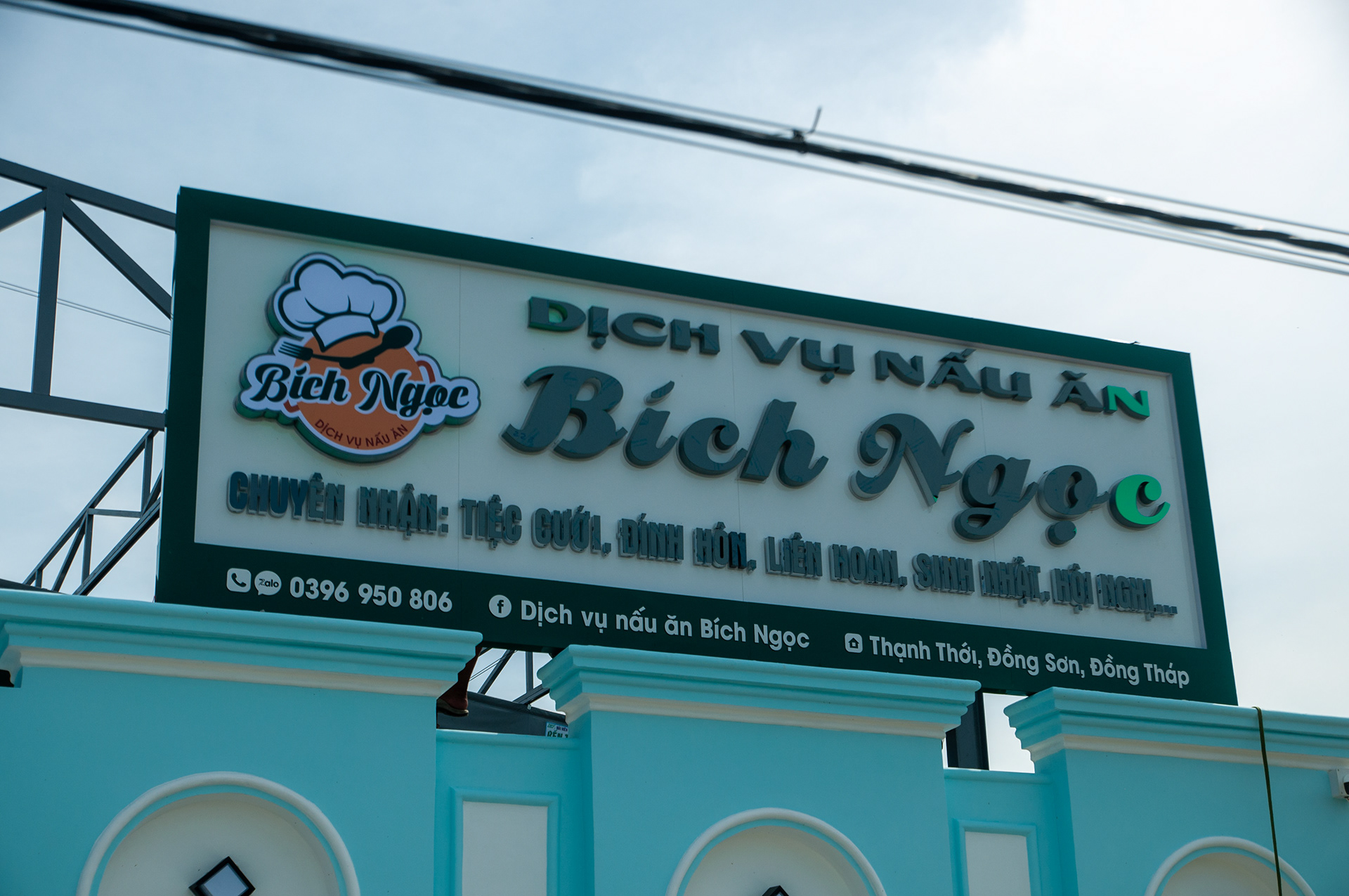 Bảng hiệu Dịch vụ nấu ăn Ngọc Bích