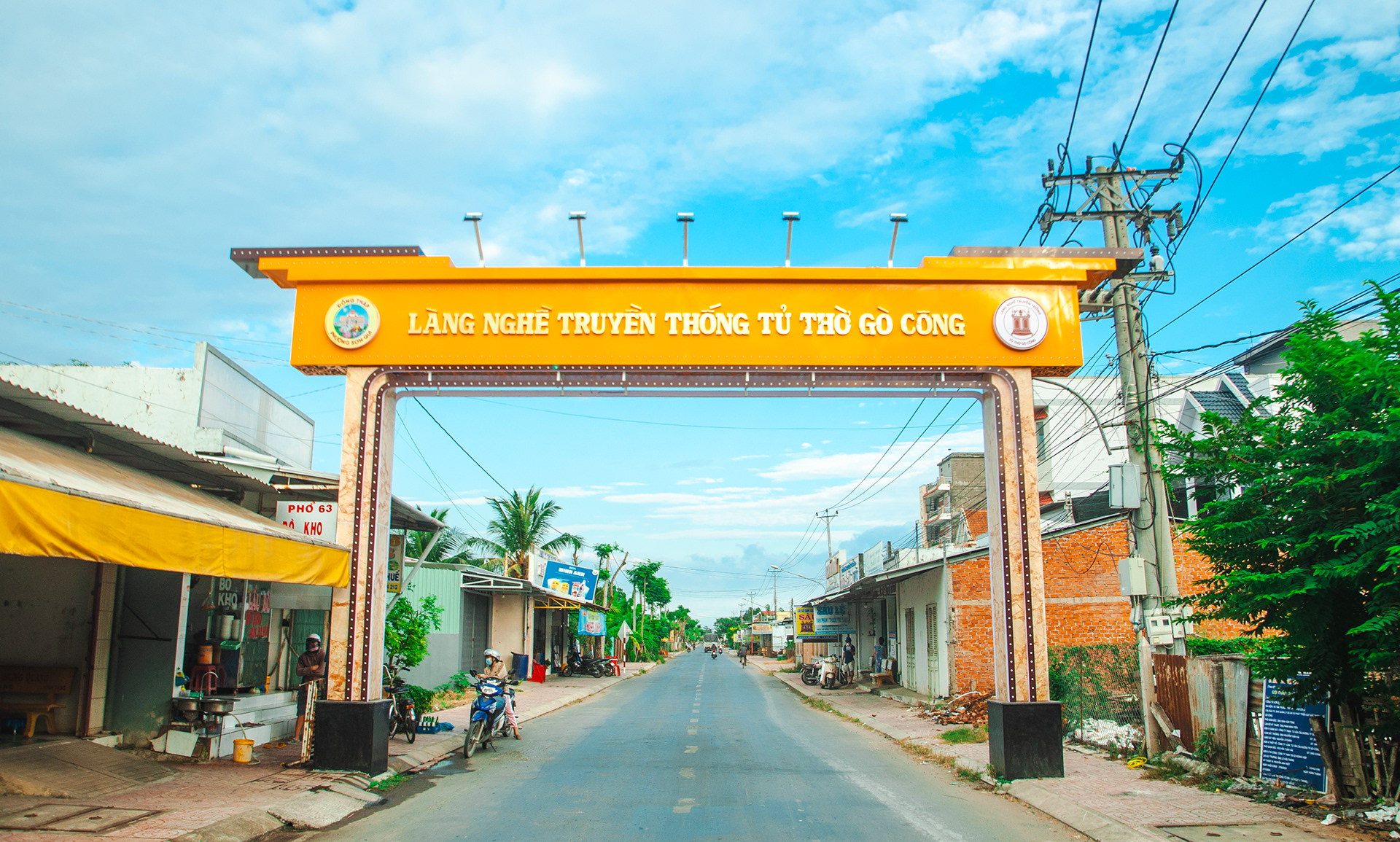 Cổng chào làng nghề