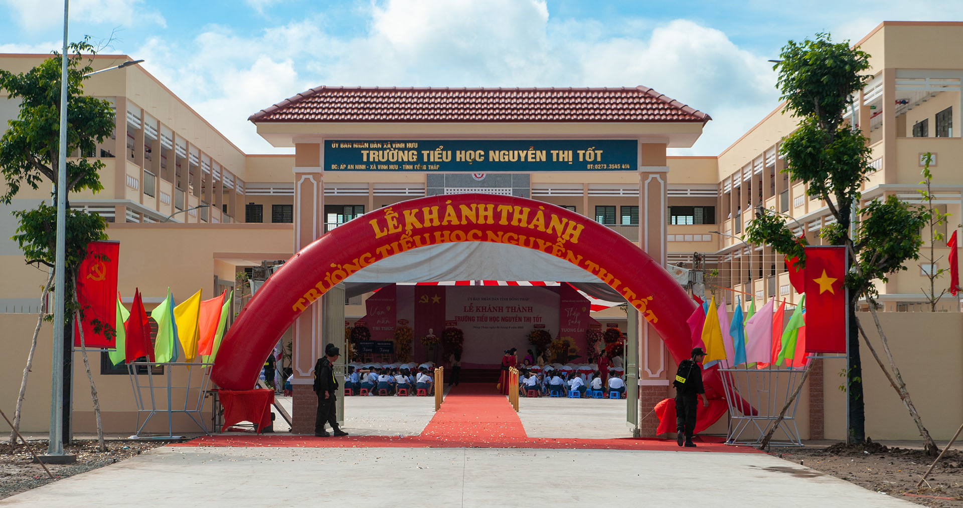 Hình thực tế quá trình hình thành buổi khai mạc