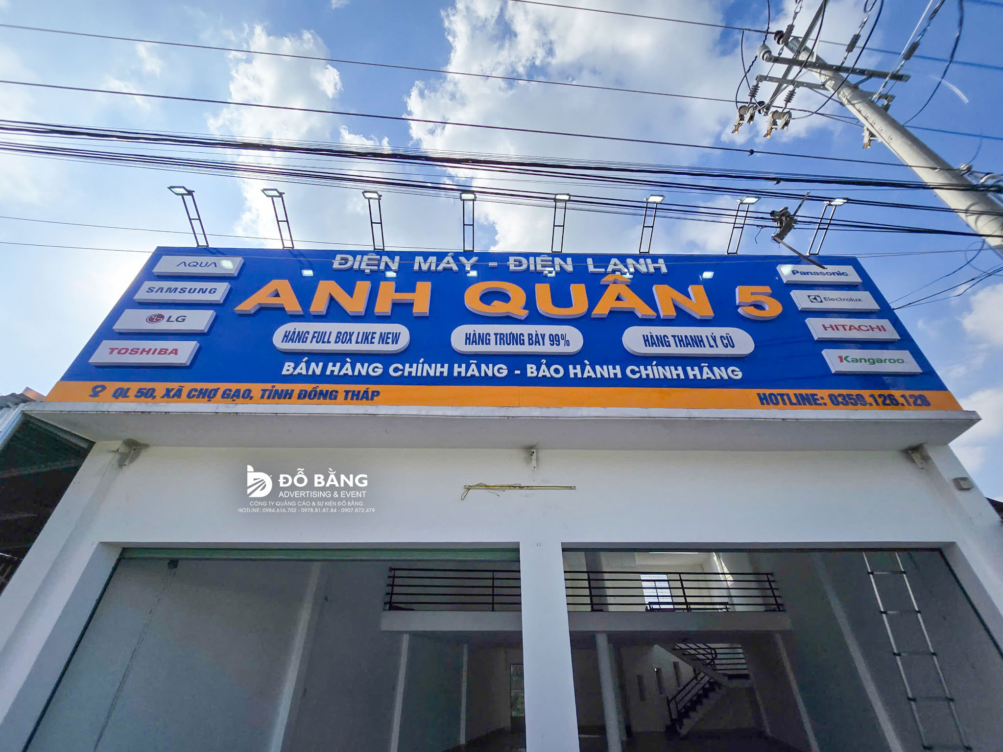 ket-cau-op-alu-mat-tien-va-chu-noi-quang-cao-bien-hieu-kho-lon-anh-quan-5
